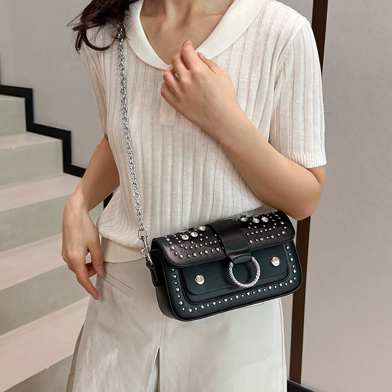 Tas Selempang Wanita Mewah Mer - Interior Design Trends 2026 ulasan dan harga