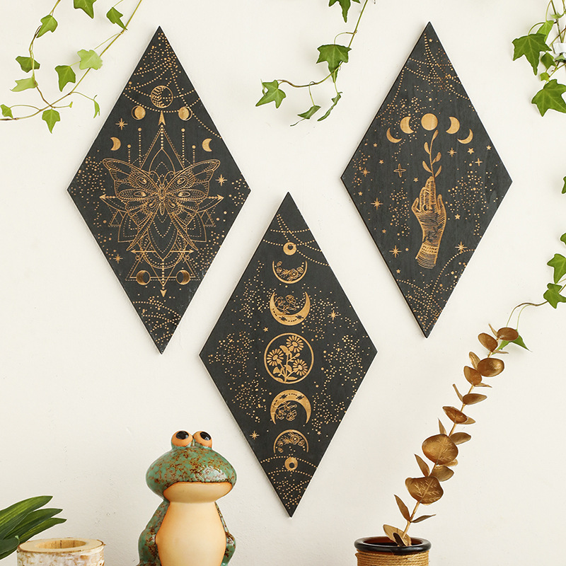 Rak Dinding Segitiga Kayu Ukir - Geometric Shelf Triangle ulasan dan harga